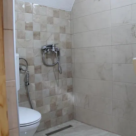 ヴィラ Nadiaa Wood House