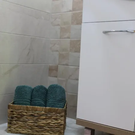 וילה Nadiaa Wood House Ilidža