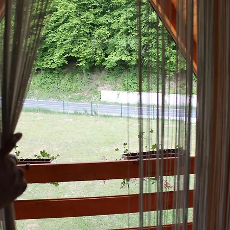 Nadiaa Wood House Villa *