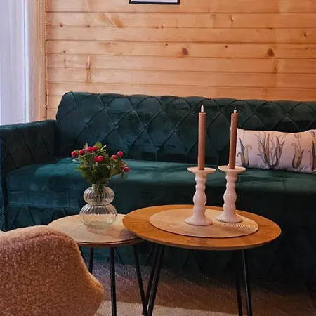 וילה Nadiaa Wood House *